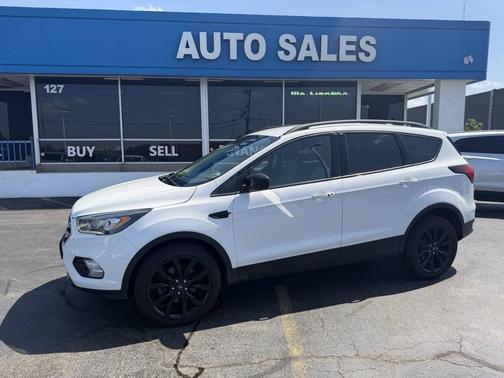 White 2019 Ford Escape SE