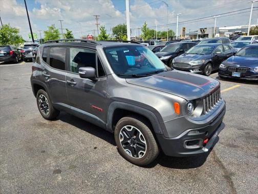 2016 Jeep Renegade Trailhawk