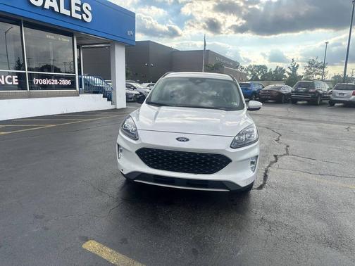 2020 Ford Escape Titanium