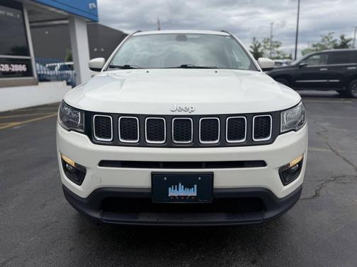 White Clearcoat 2021 Jeep Compass Latitude