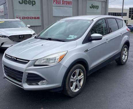 Ingot Silver Metallic 2014 Ford Escape SE