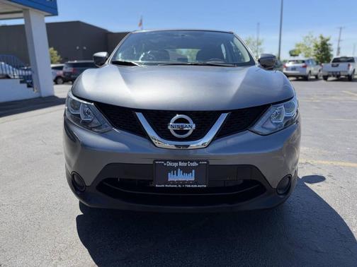 Gun Metallic 2017 Nissan Rogue Sport S