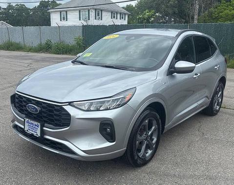 Iconic Silver Metallic 2024 Ford Escape ST-Line Select