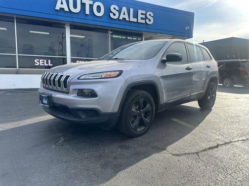 2015 Jeep Cherokee Sport