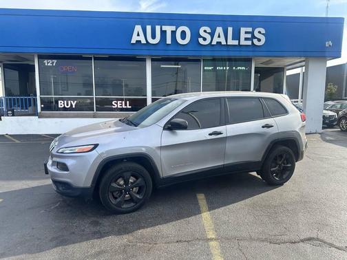 2015 Jeep Cherokee Sport