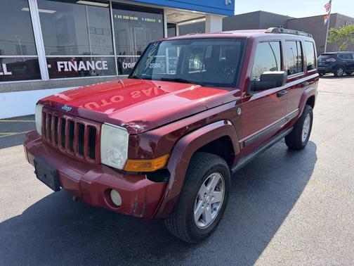 Red 2006 Jeep Commander Base