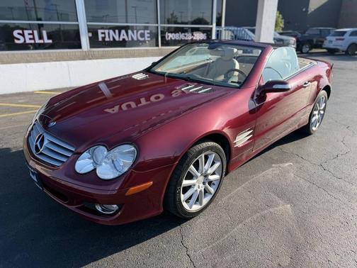 Maroon 2008 Mercedes-Benz SL-Class SL 550 2dr Convertible