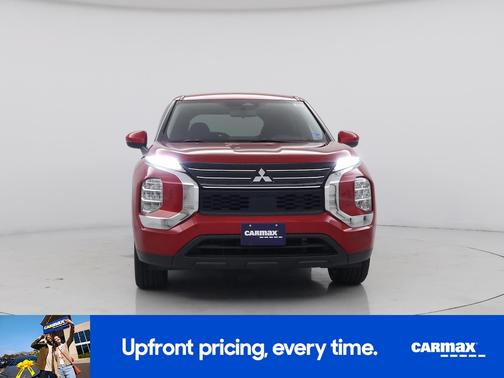 Red 2022 Mitsubishi Outlander ES