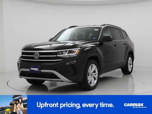 Black 2023 Volkswagen Atlas SE w/Tech