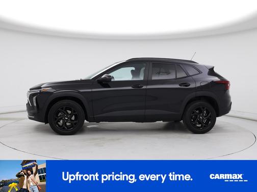 Black 2025 Chevrolet Trax LT