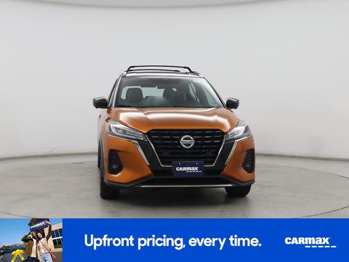 2021 Nissan Kicks SR