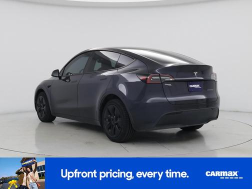 Gray 2024 Tesla Model Y Long Range