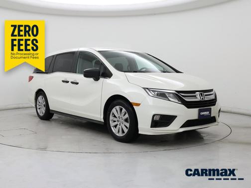 White 2019 Honda Odyssey LX