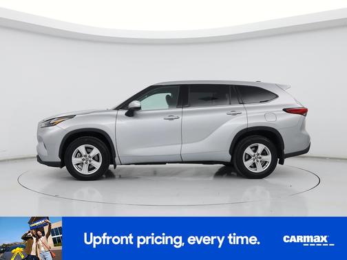 2022 Toyota Highlander LE