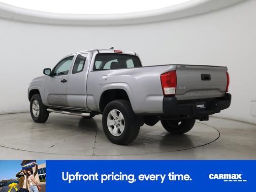 2017 Toyota Tacoma SR