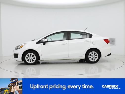 White 2016 Kia Rio LX