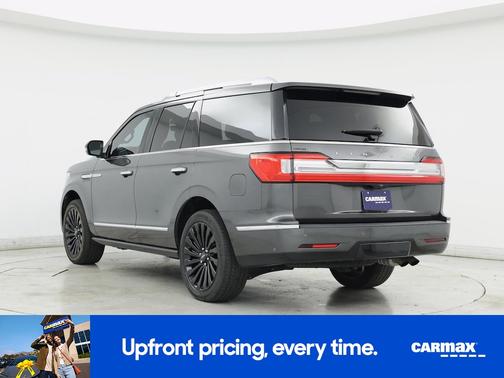 Gray 2018 Lincoln Navigator Reserve