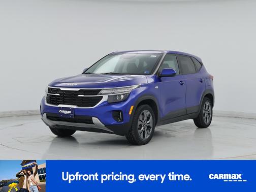 Blue 2024 Kia Seltos LX