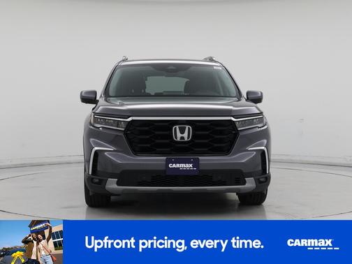 Gray 2025 Honda Pilot Elite