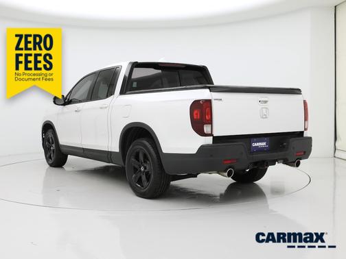 White 2022 Honda Ridgeline Black Edition