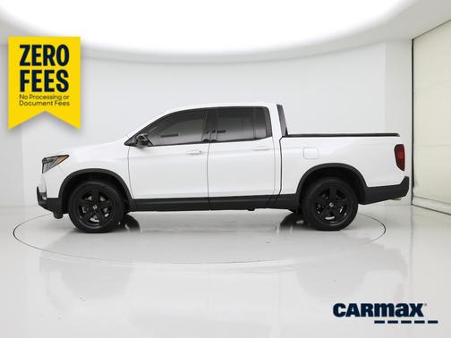 White 2022 Honda Ridgeline Black Edition