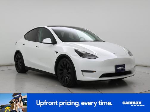 White 2023 Tesla Model Y Performance