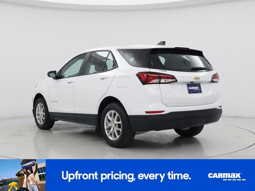 White 2022 Chevrolet Equinox LS