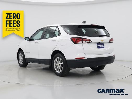 White 2022 Chevrolet Equinox LS