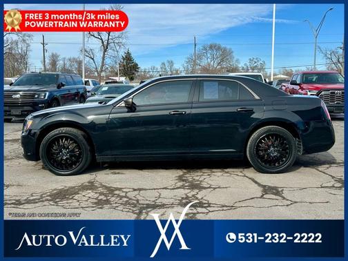 2014 Chrysler 300C John Varvatos Luxury
