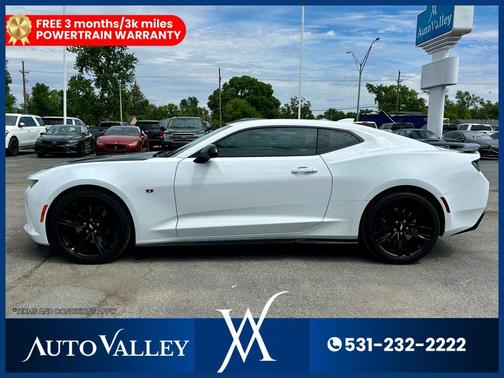 Summit White 2017 Chevrolet Camaro 2SS