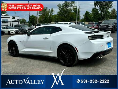 Summit White 2017 Chevrolet Camaro 2SS