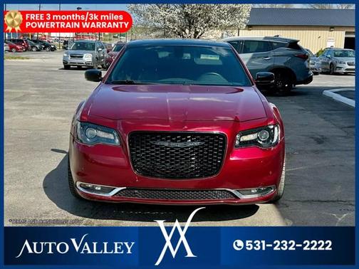 2018 Chrysler 300 S