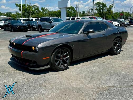 Granite Pearlcoat 2022 Dodge Challenger R/T