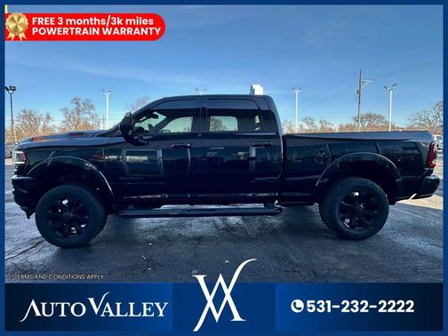 2022 RAM 2500 Laramie Crew Cab 4x4 6'4' Box