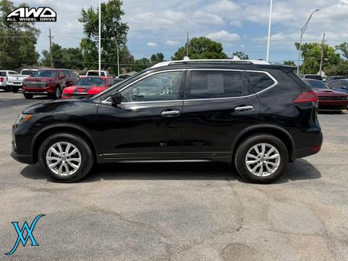 Magnetic Black Pearl 2020 Nissan Rogue SV