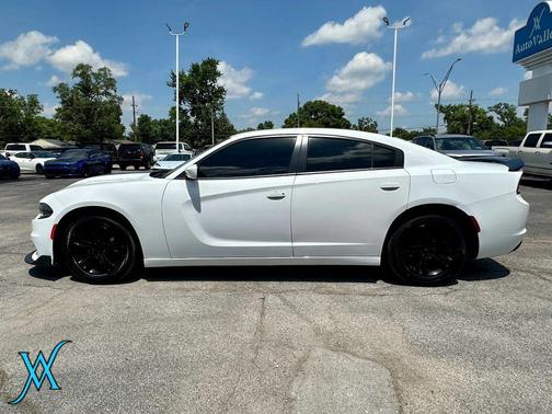 White Knuckle Clearcoat 2022 Dodge Charger SXT