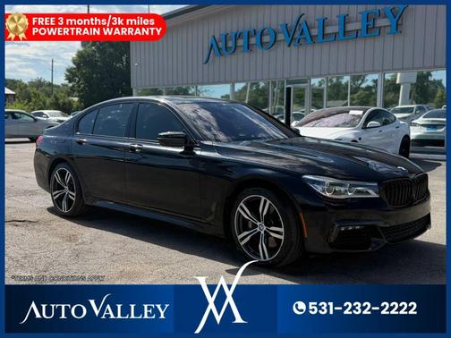 Black 2016 BMW 750 i xDrive