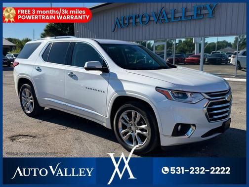 Iridescent Pearl Tricoat 2021 Chevrolet Traverse High Country