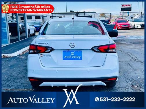 2022 Nissan Versa 1.6 S