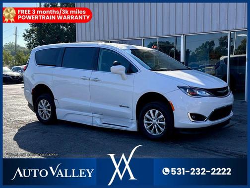 2018 Chrysler Pacifica Touring Plus