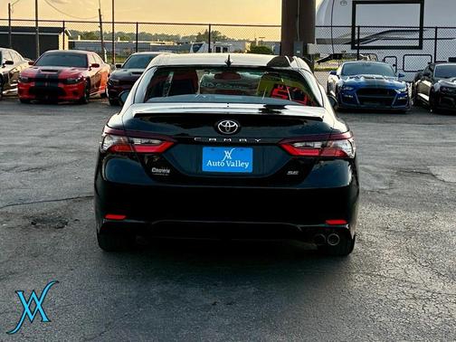Midnight Black Metallic 2024 Toyota Camry SE