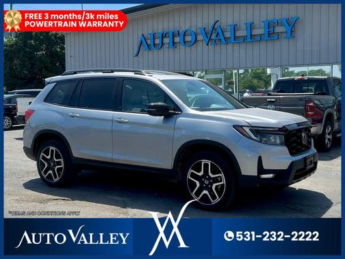 Lunar Silver Metallic 2023 Honda Passport AWD Elite