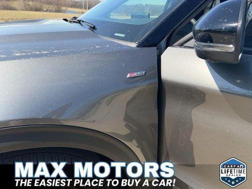 Carbonized Gray Metallic 2026 Ford Explorer ST-Line