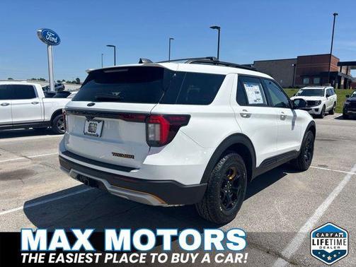 Star White Metallic Tri-Coat 2026 Ford Explorer Tremor
