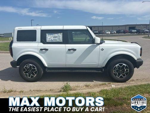 OXFORD WHITE 2026 Ford Bronco Outer Banks
