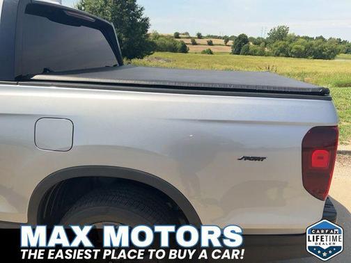 Solar Silver Metallic 2024 Honda Ridgeline Sport