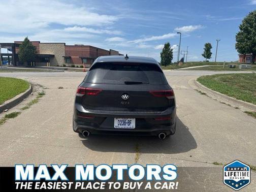 Deep Black Pearl 2022 Volkswagen Golf GTI 1.4T TSI