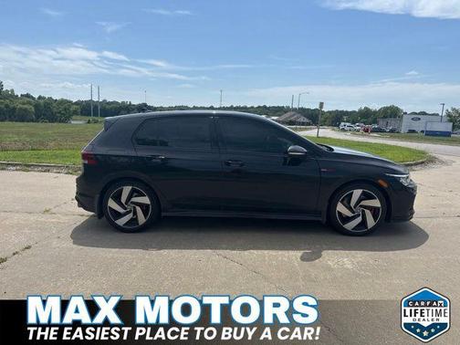 Deep Black Pearl 2022 Volkswagen Golf GTI 1.4T TSI