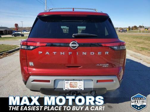 2023 Nissan Pathfinder Platinum 4WD
