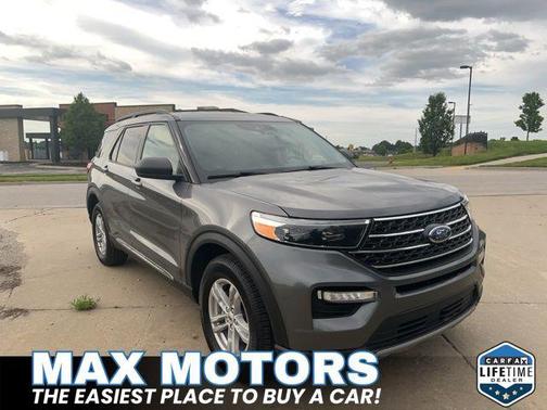 CARBONIZED GRAY METALLIC 2021 Ford Explorer XLT